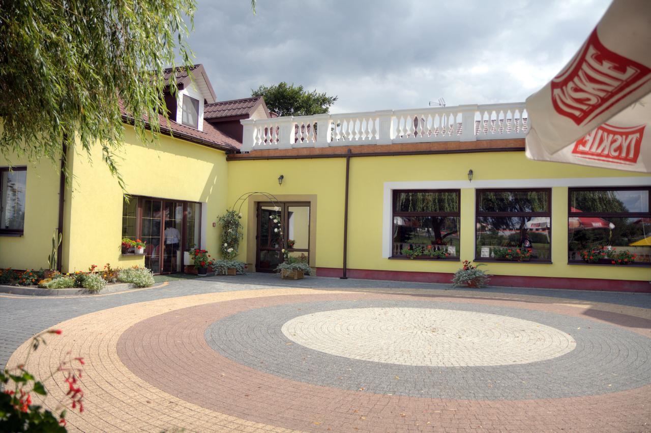 Hotel Zacisze Ulan Esterno foto