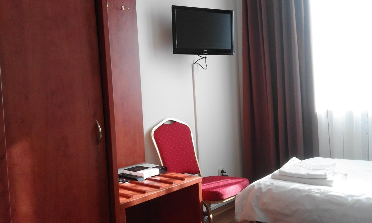 Hotel Zacisze Ulan Esterno foto